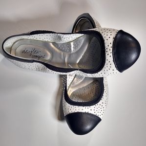 Dexflex Comfort 9.5W Ballet Flats